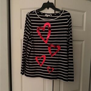 HAPPY VALENTINES DAY!! Tunic top with Red Heart Accents from Chicos large NWT